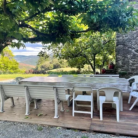 Grand Proche Des Lacs Hotel *